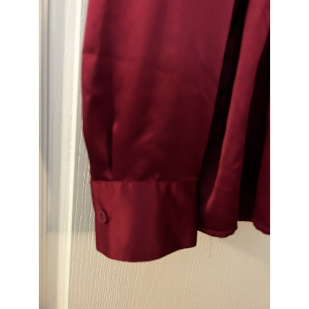 East 5th Women's Blouse PXL Button Down Long Sleeve Style Red Pleated  Front EUC - Picture 5 of 10